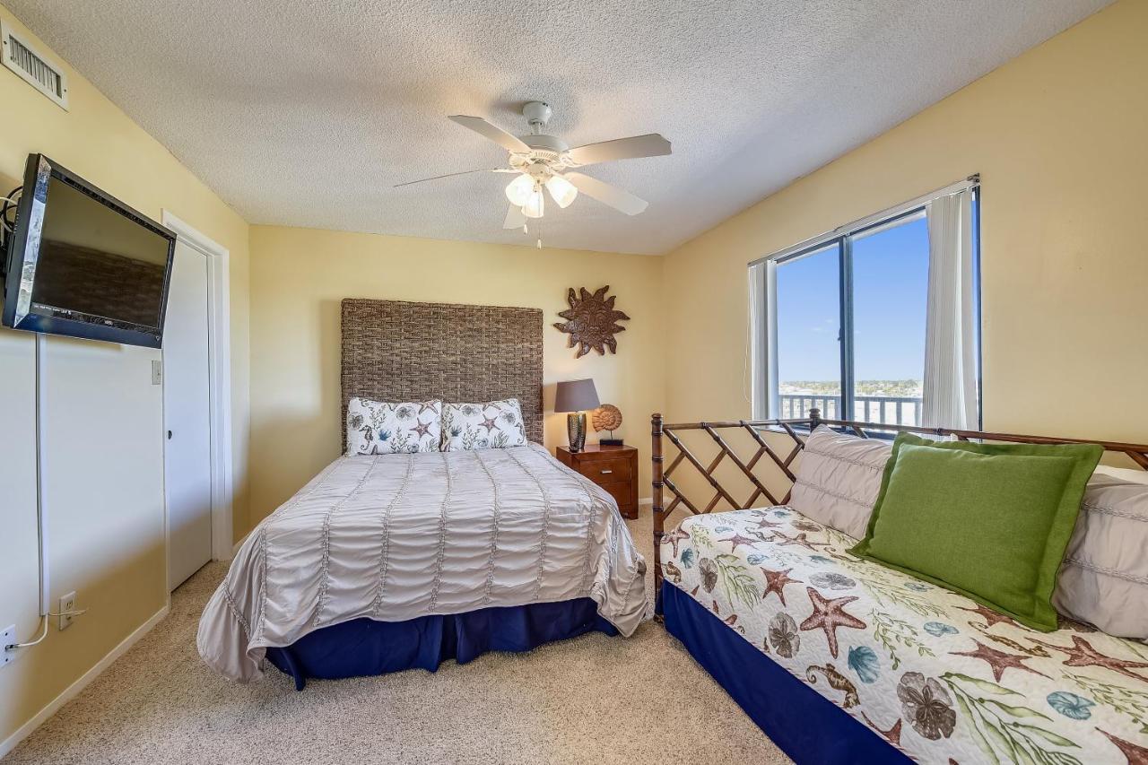 Commodore Resort #707 By Book That Condo Panama City Beach Exteriör bild